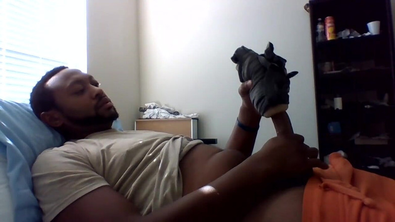 Pharoah Zeus: Relaxare cu jucăria mea sexuală din nou până când ejaculez...