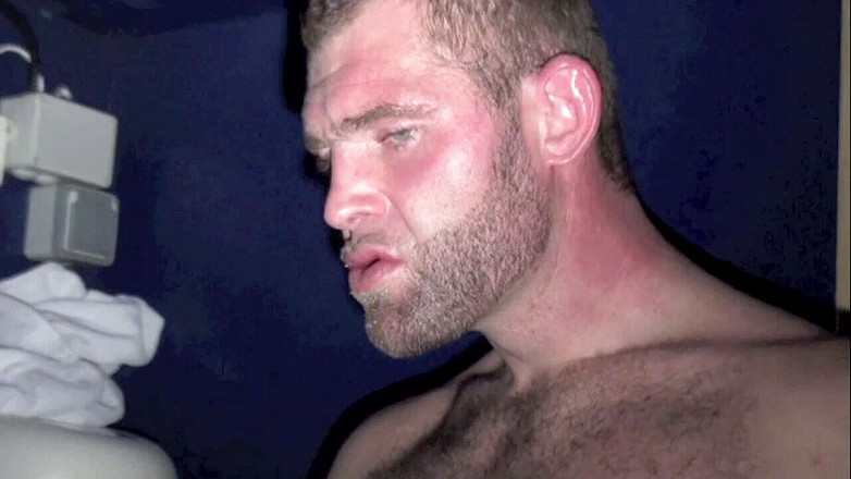 Crunch Boy: Шлюха використовується в слінгу ведмедем xxl членом