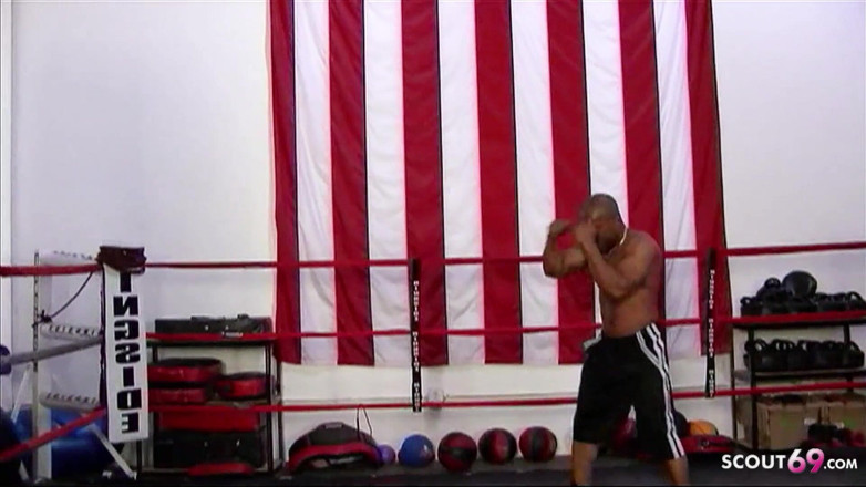 Full porn collection: Blonde Milf Sara banged by black boxer in the ring
