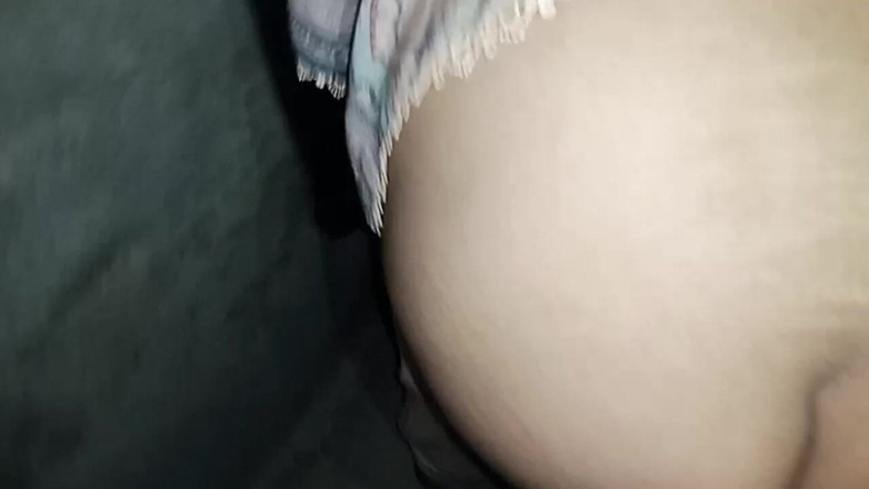 RedQueenRQ: My Neighbor's Girlfriend Is so Pretty She Wants a Big...