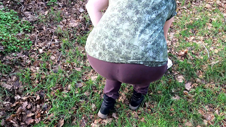 Bouncy Tits Action: Raise Your Shirt - I Want to Beat Your Bosom