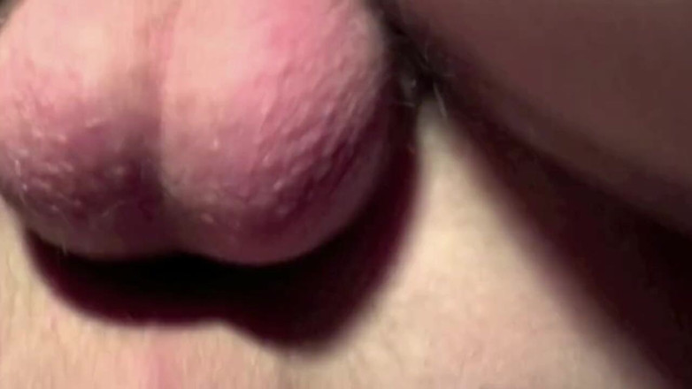 Discret Cruising sex: Tony fucked by discreet Arab in basement